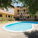 Manu House Lägenhet Olbia